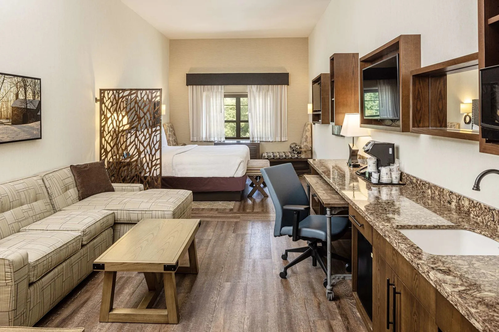 Best Western Plus Franciscan Square Inn and Suites