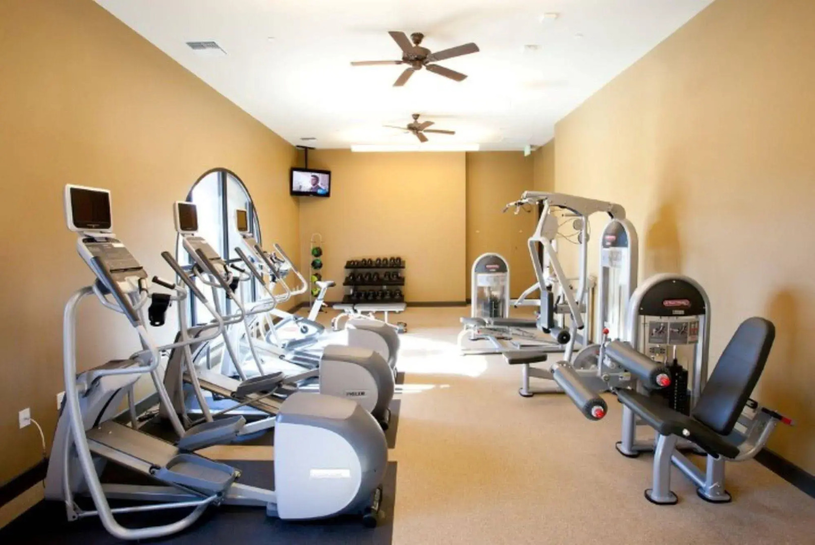 Global Luxury Suites in Sunnyvale