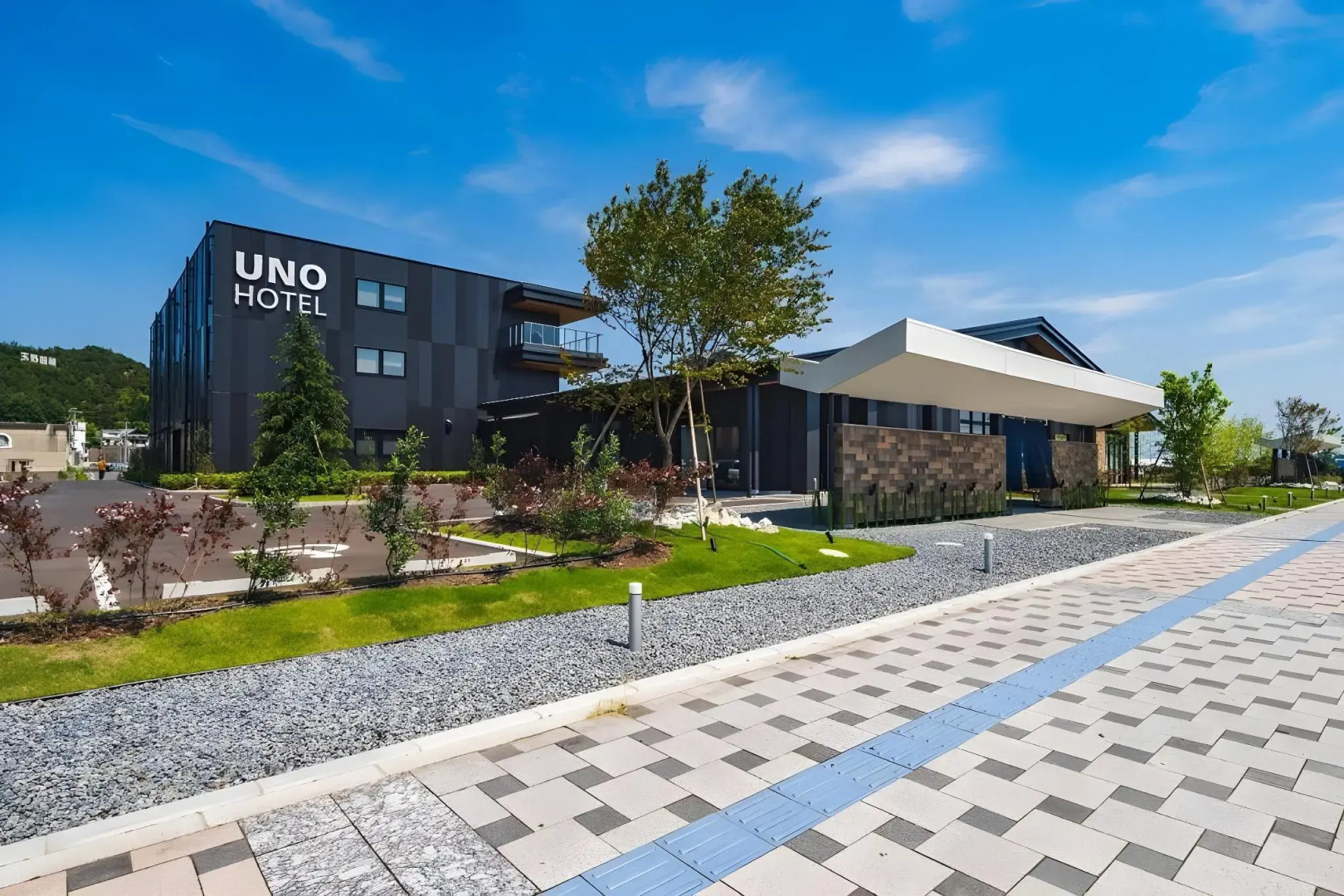 Uno Hotel