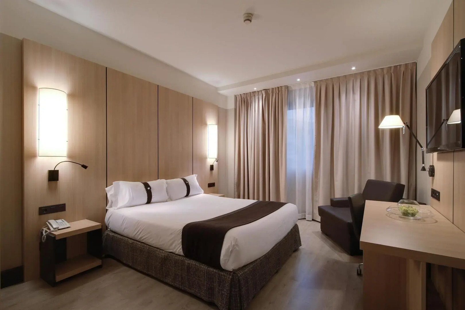 Отель Occidental Bilbao