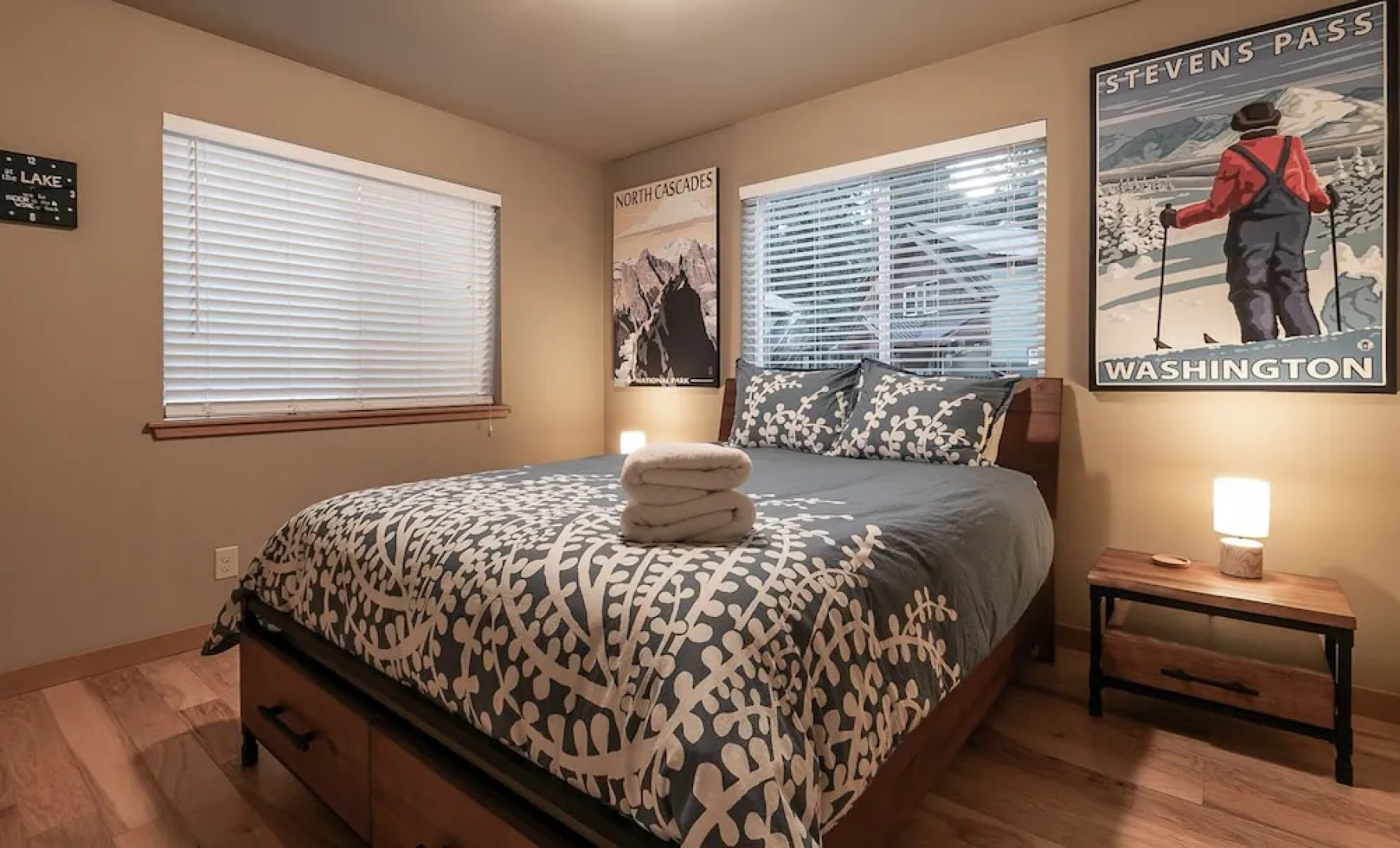 Paws in the Mountains Holiday home 2 NW Comfy Cabins