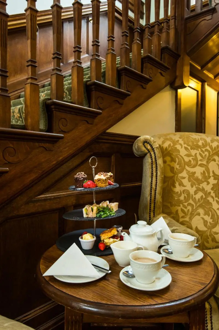 The Cliffden Hotel