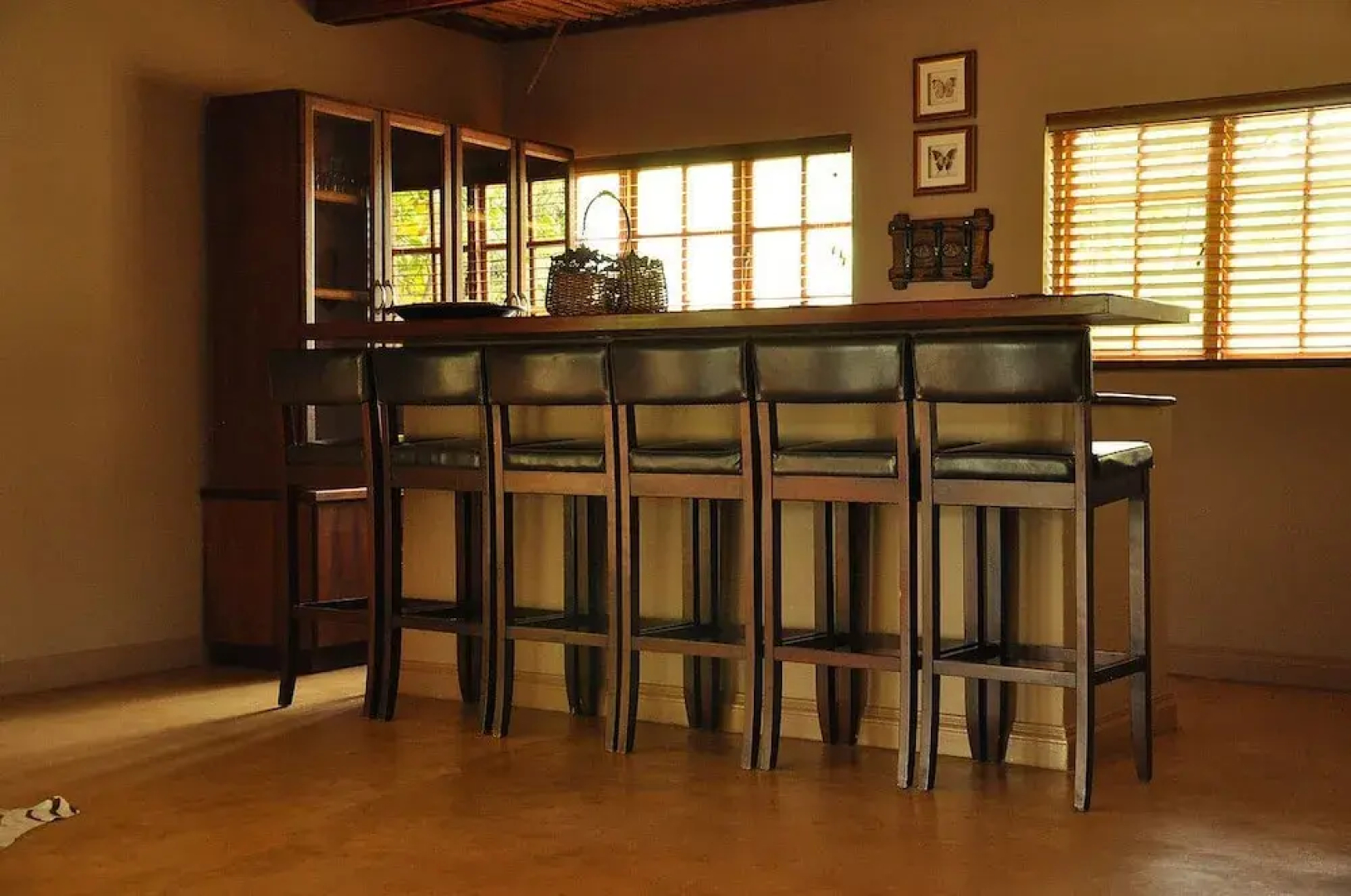 Ukutula Lion Lodge