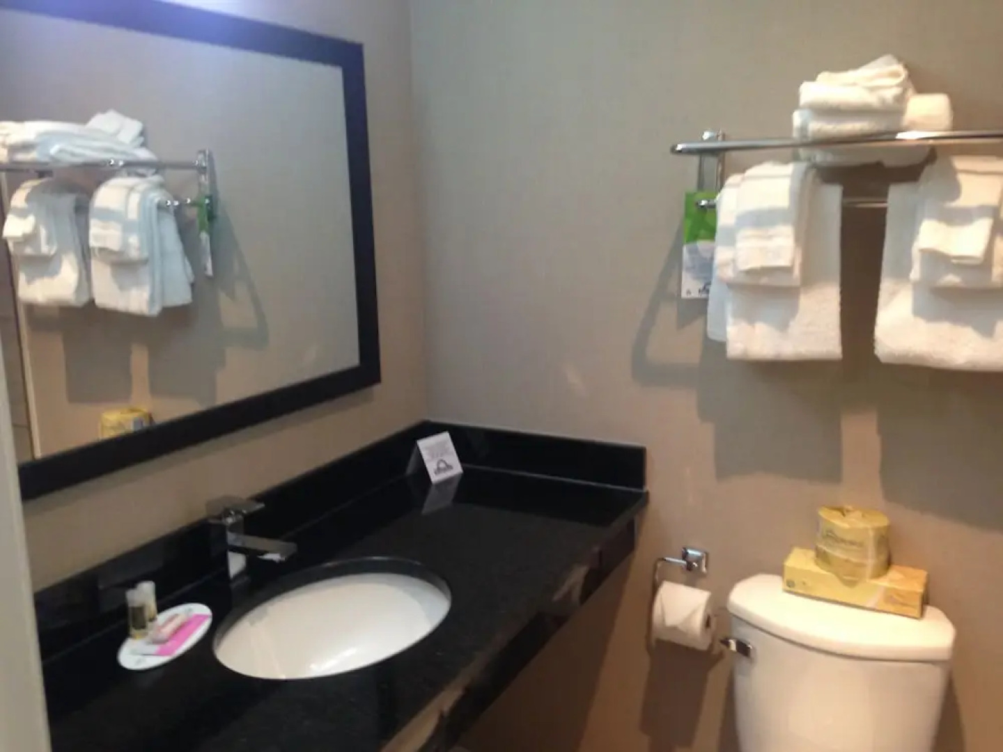 Days Inn By Wyndham Sylvan Lake