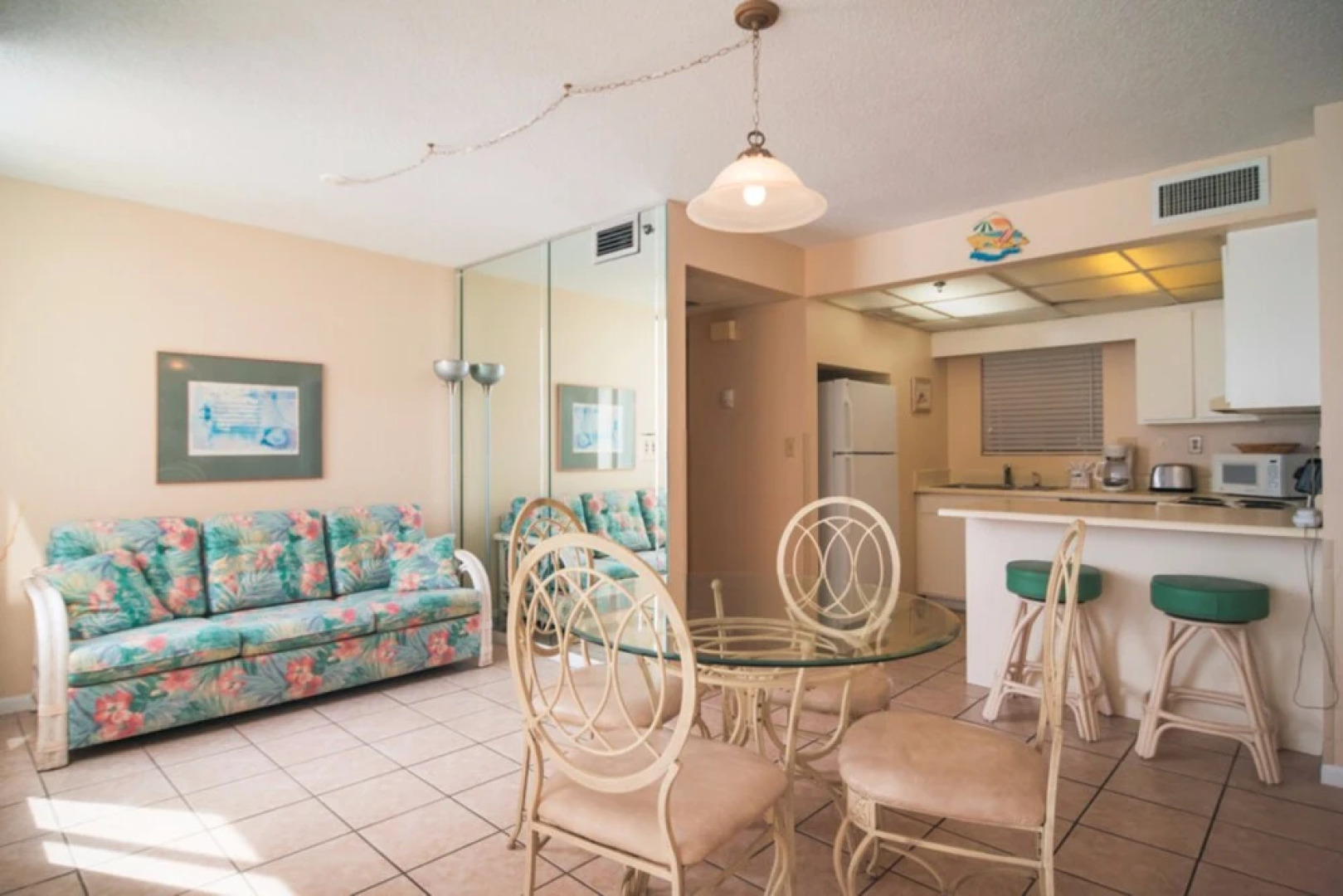 Sunbird Suites by Royal American Beach Getaways