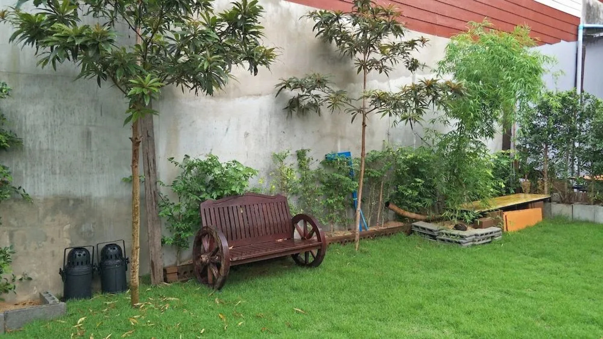 Vintage Wooden House 177