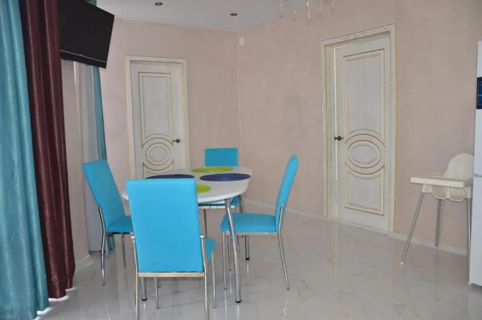 Apartments Lazurniy Bereg