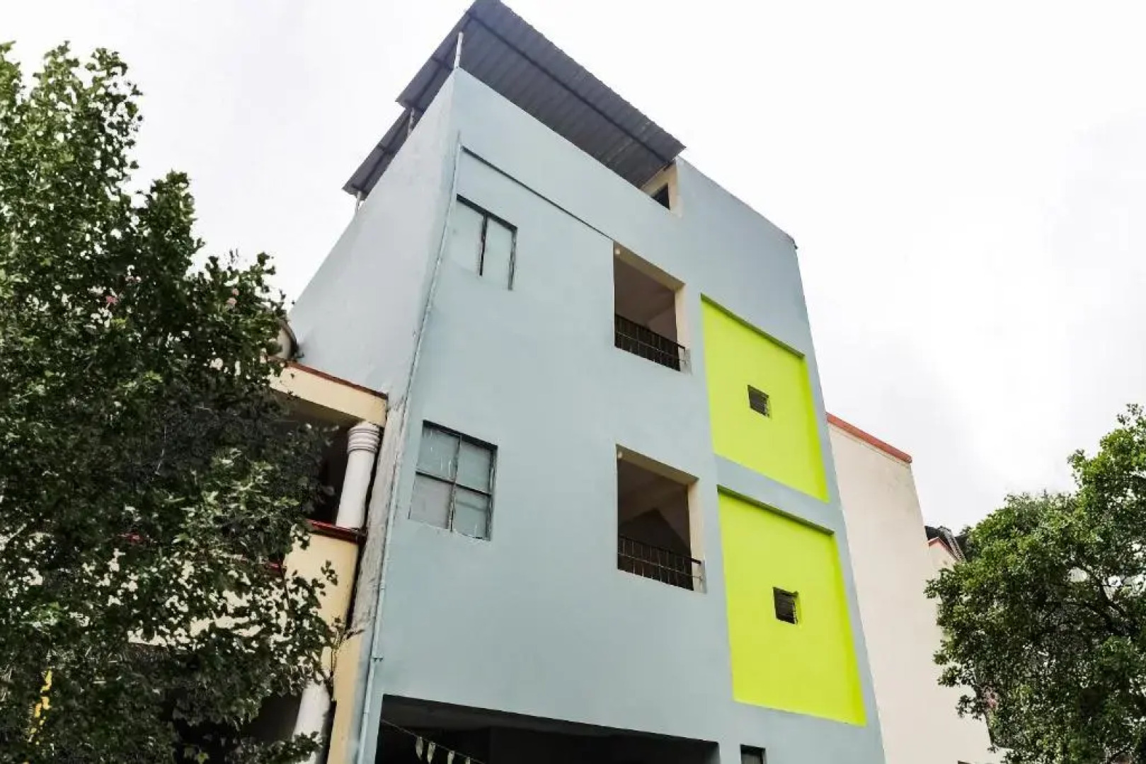 G Star Hotel by OYO Rooms