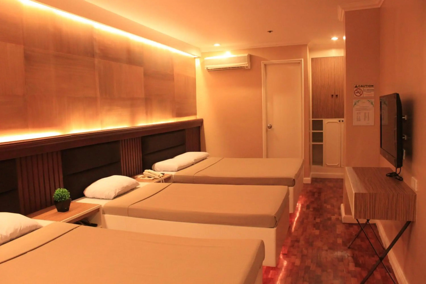 Urban Travellers Hotel