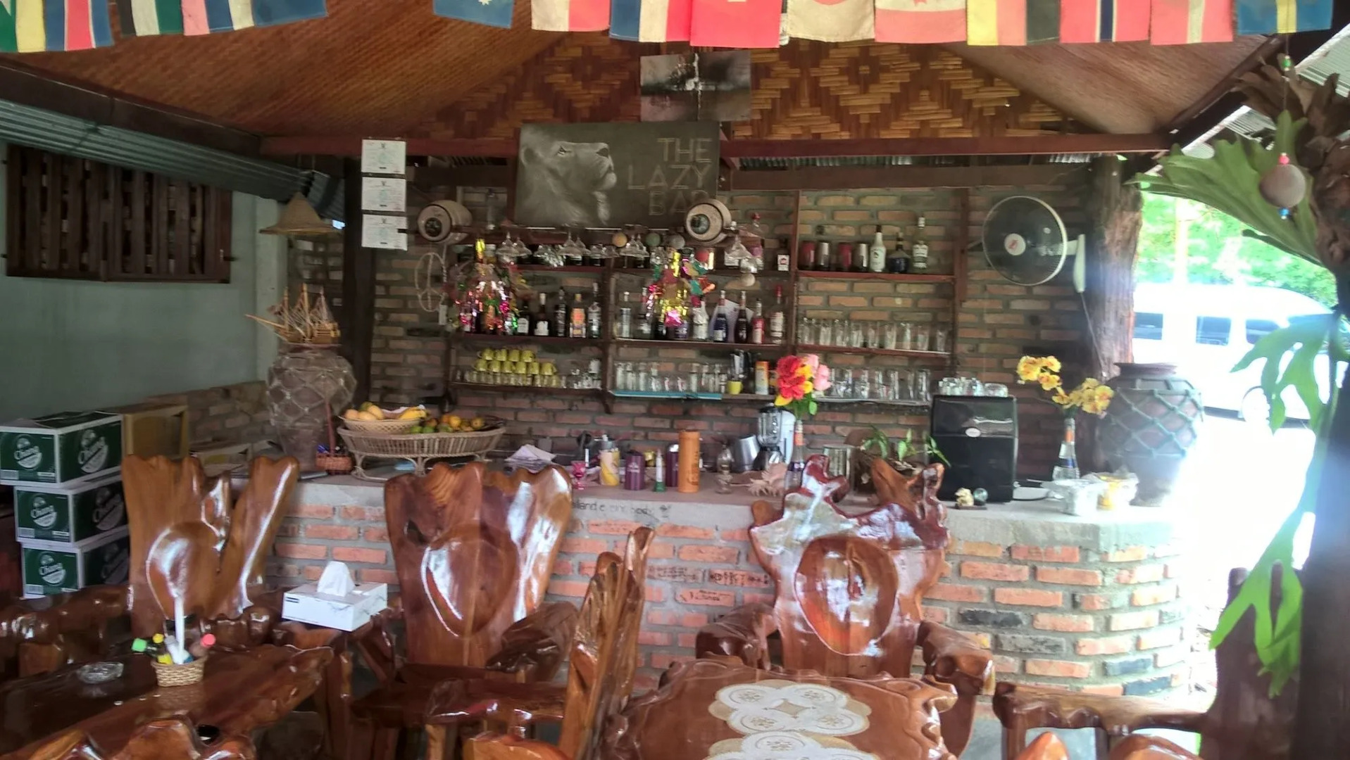 The Lazy Bar And Guesthouse