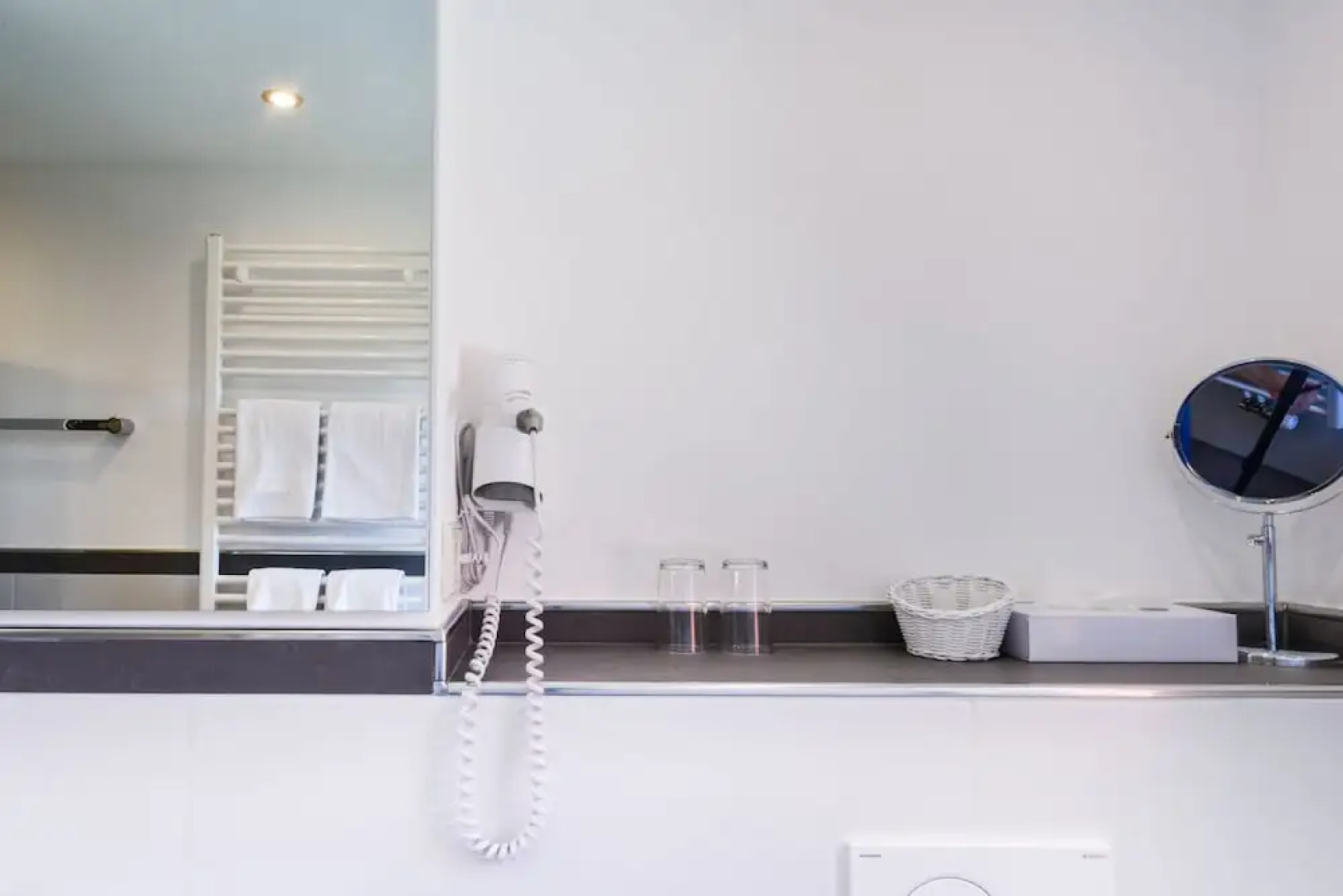 The Frognel Hall Hotel