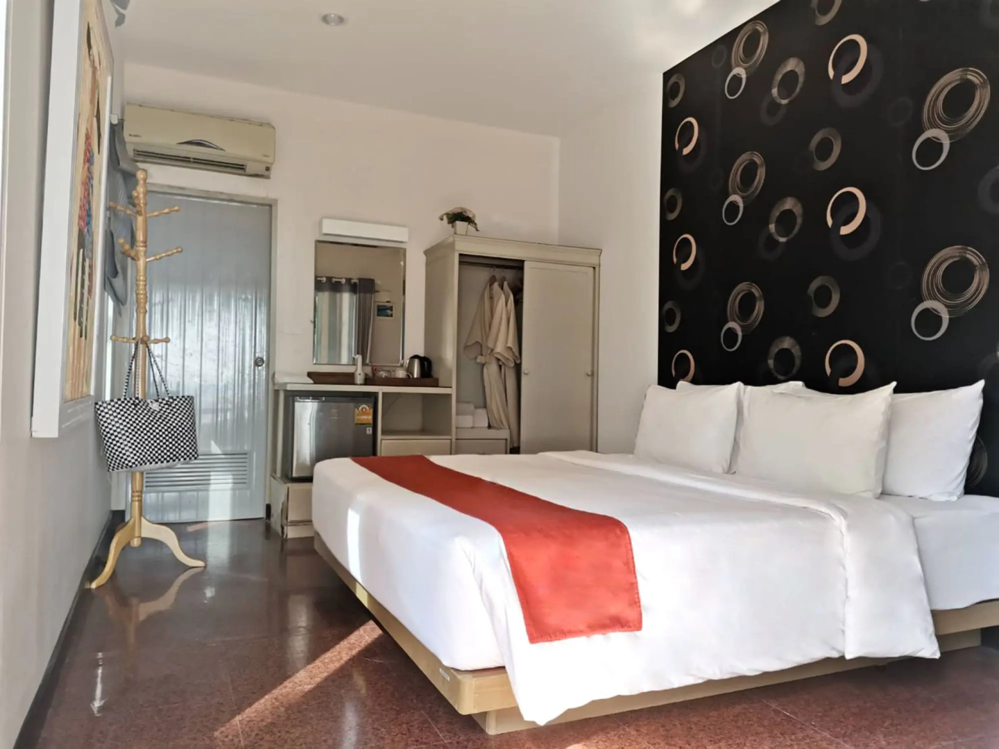 Villa Cha-Cha Krabi Beachfront Resort