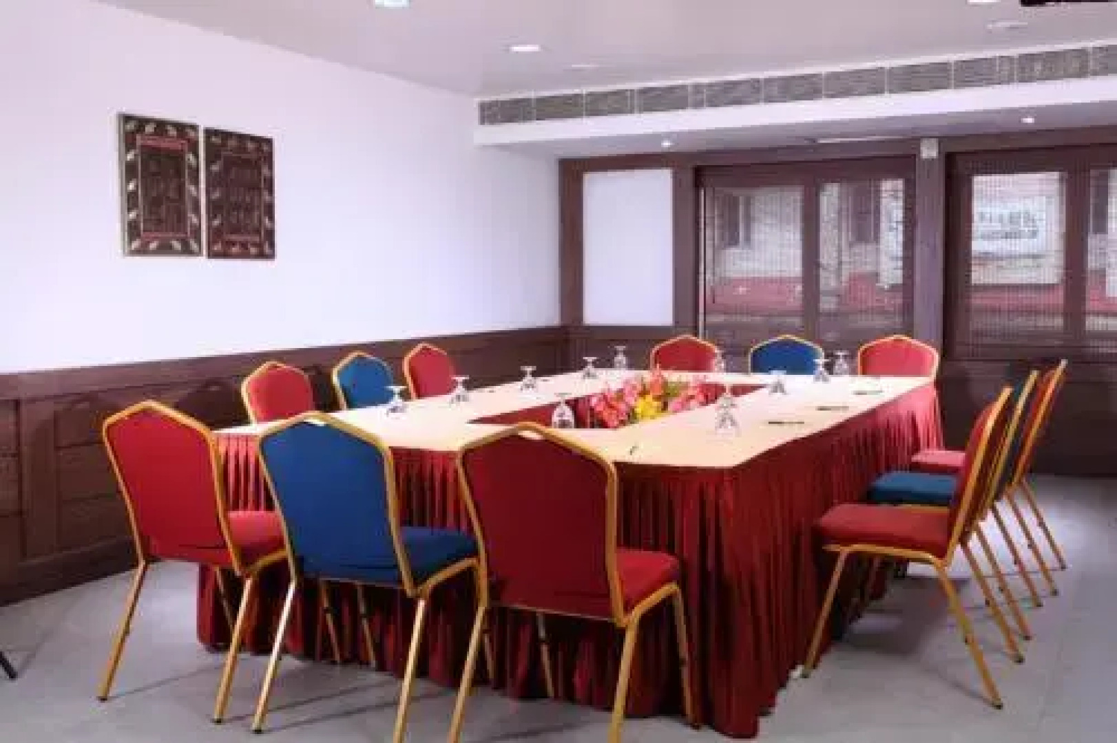 Hotel Pooram International