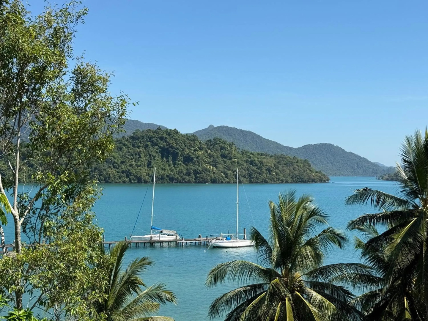 Island View Resort & SPA