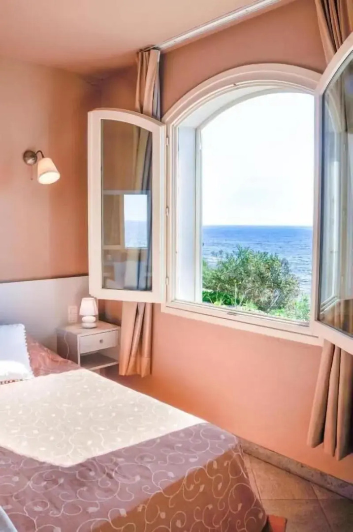 Hôtel restaurant le Torremare