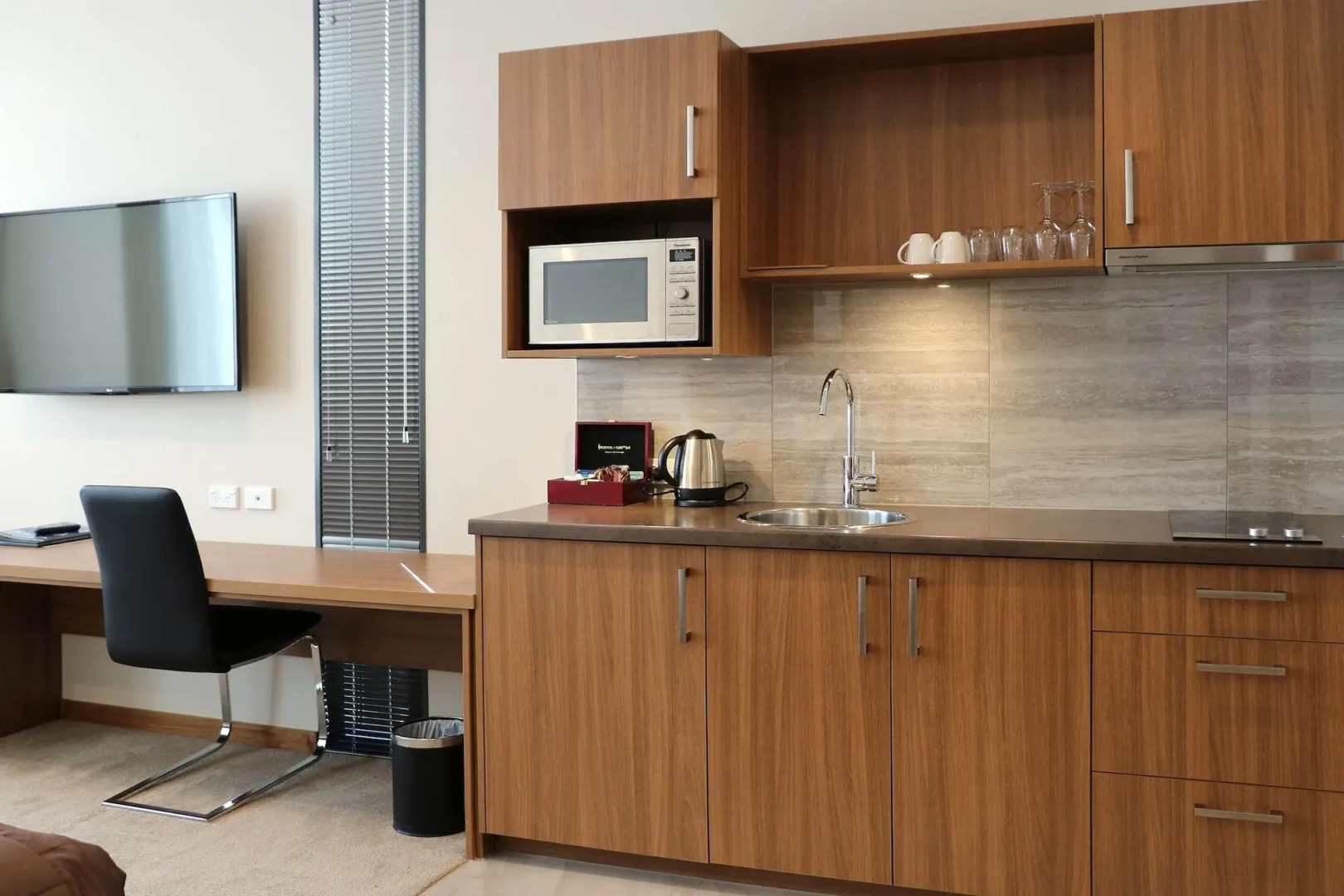 The Victoria Hotel Dunedin