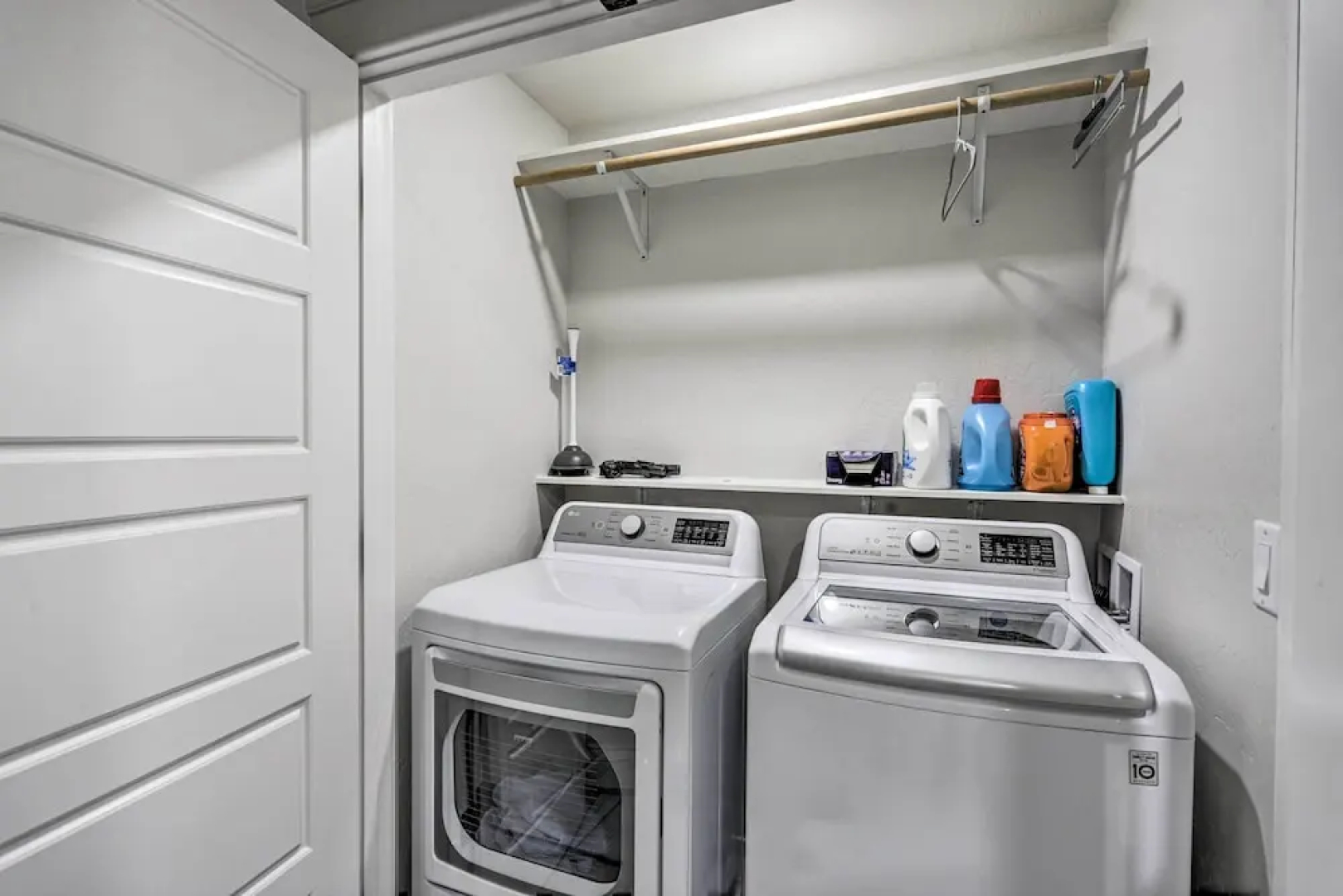 Charming Downtown Fruita Home: Hike & Explore