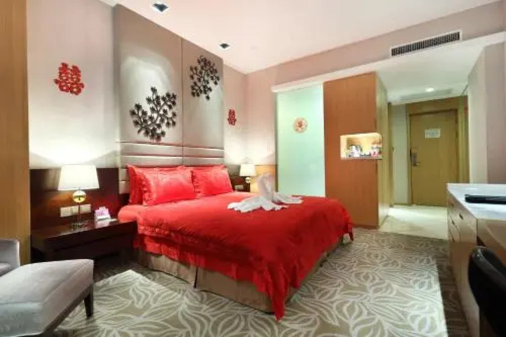 Ningbo East Harbour Hotel