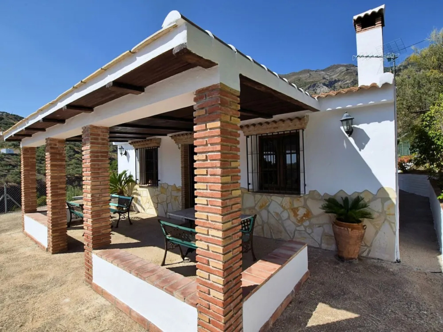 Vintage Holiday Home in Andalusia With Pool