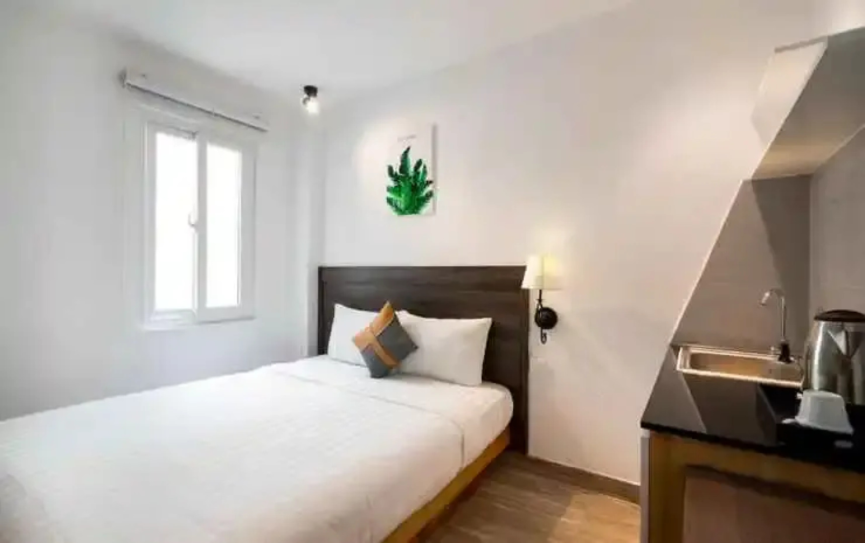 La Airport Tan Binh Hotel