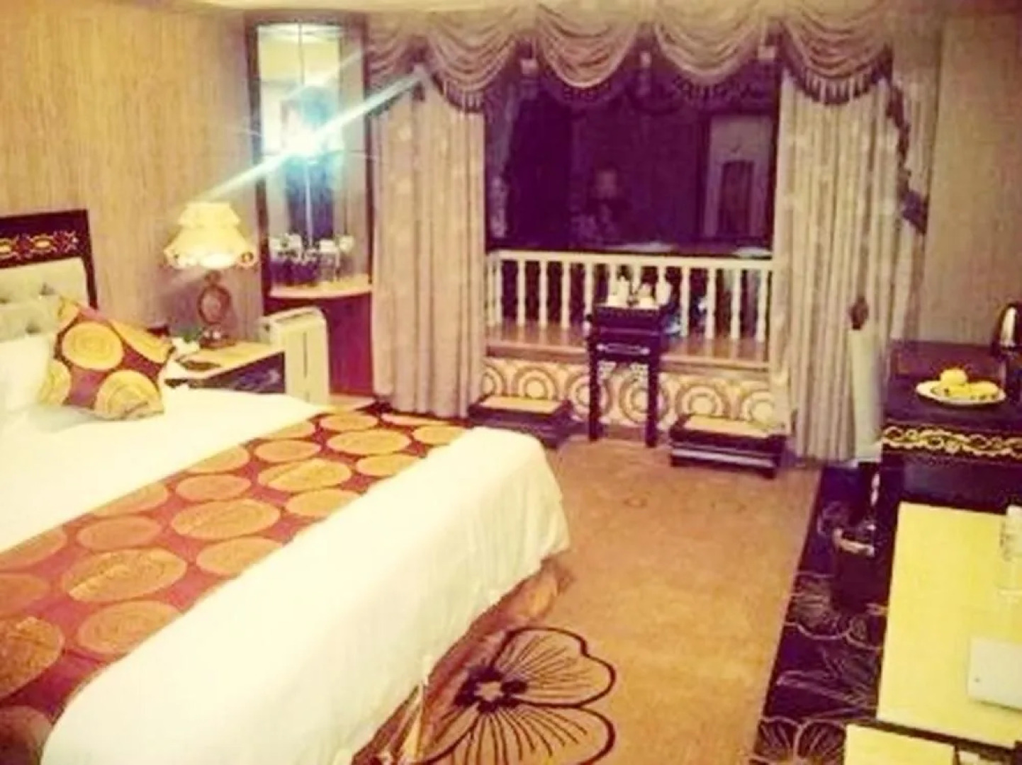 Xichang Cloizon Hotel