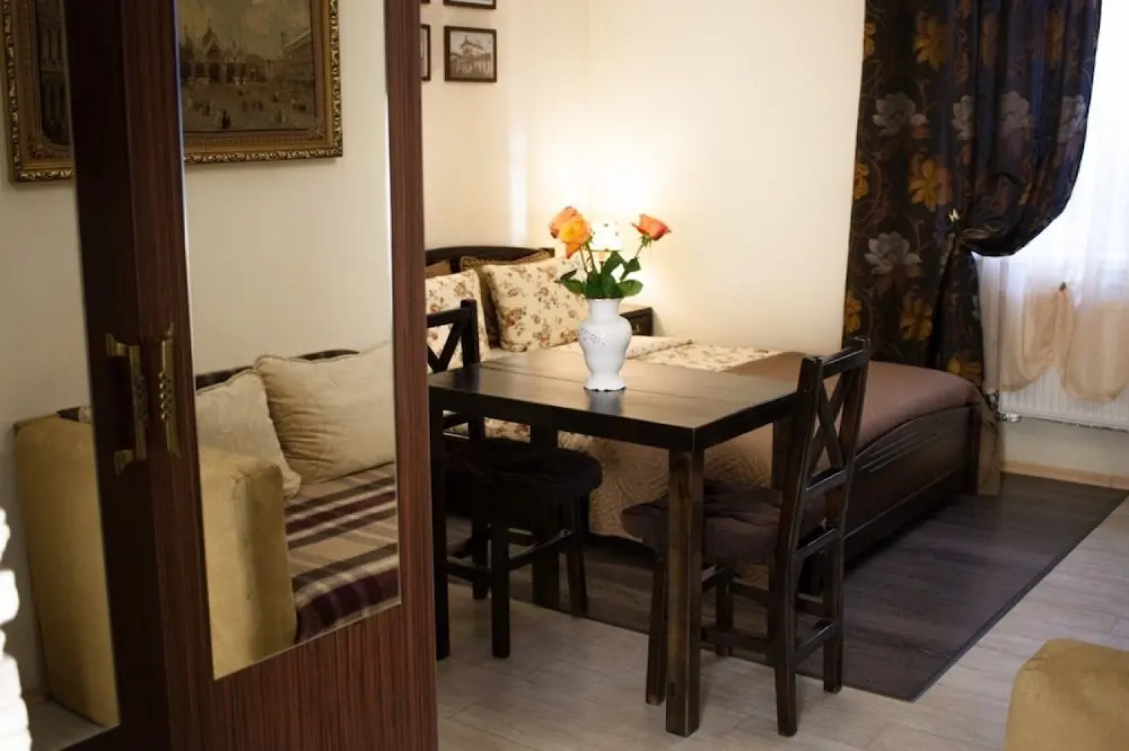 Мини-отель Glove House