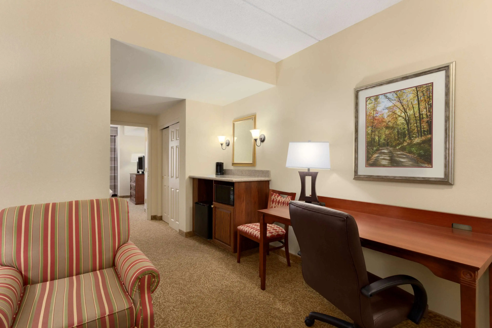 Country Inn & Suites by Radisson, State College (Penn State Area), PA