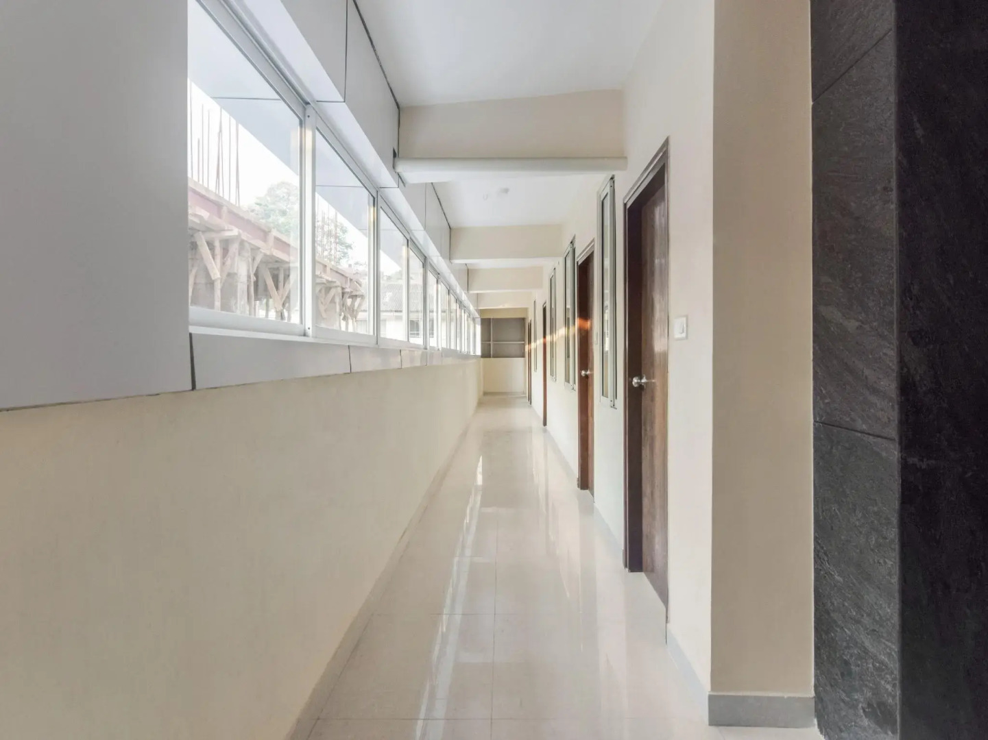 OYO 12347 MV Residency