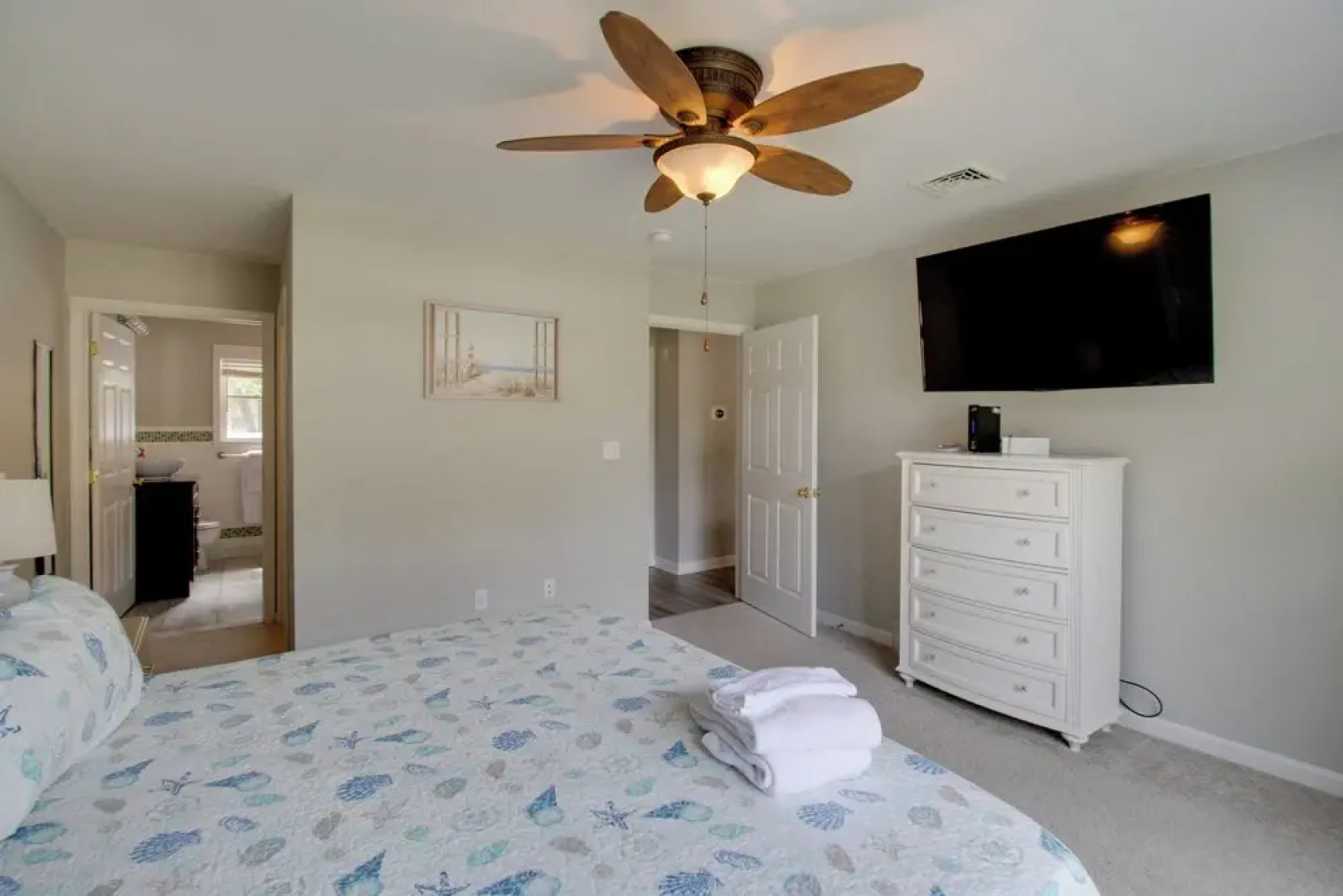 Charming Somers Point House w/ Private Pool!