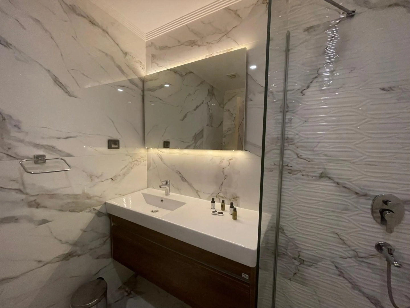 Le Luxe suites hotel & SPA