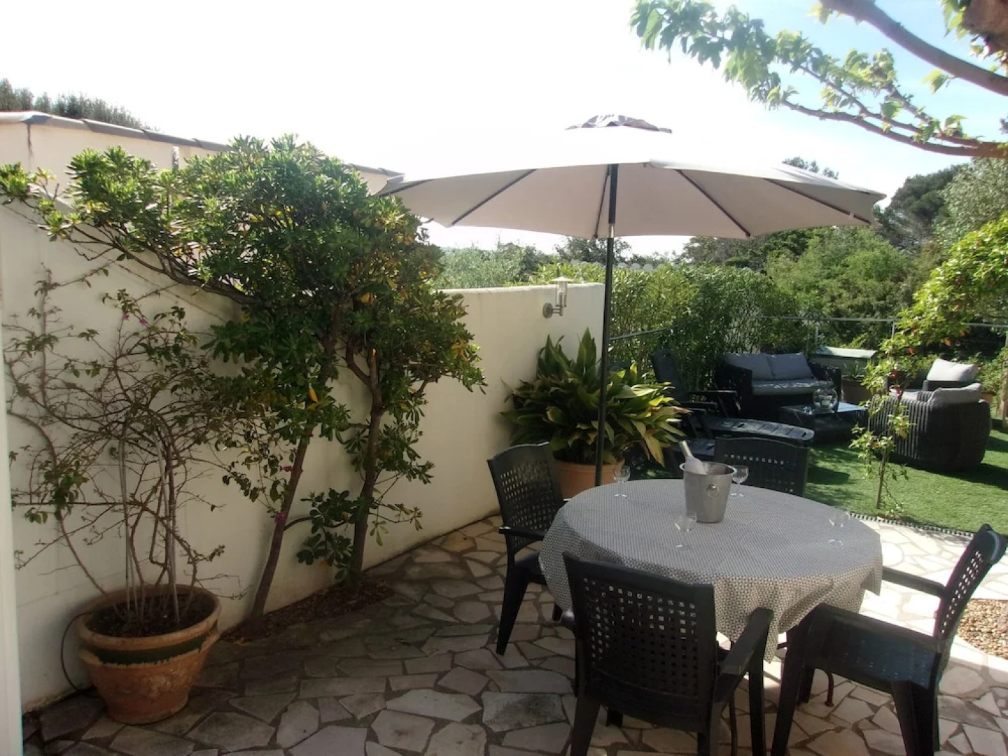 Mazet Colline Valmer