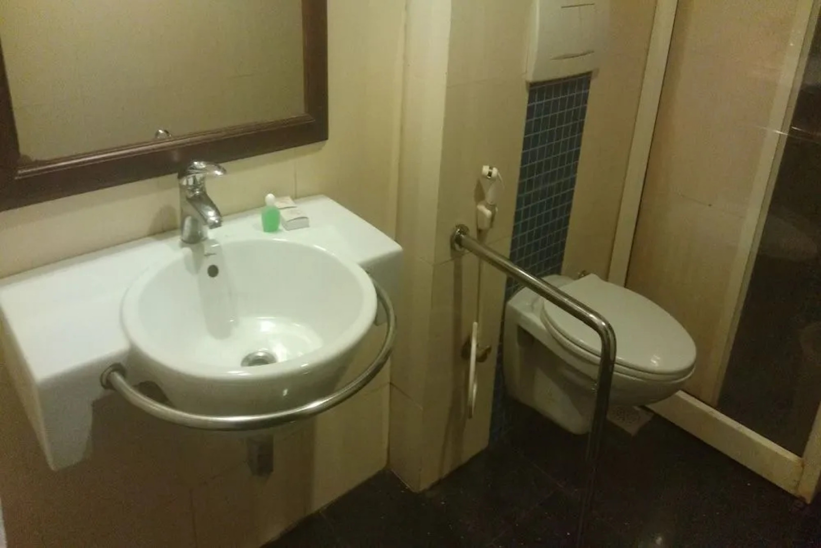 OYO 26874 Manor Backwater Resort