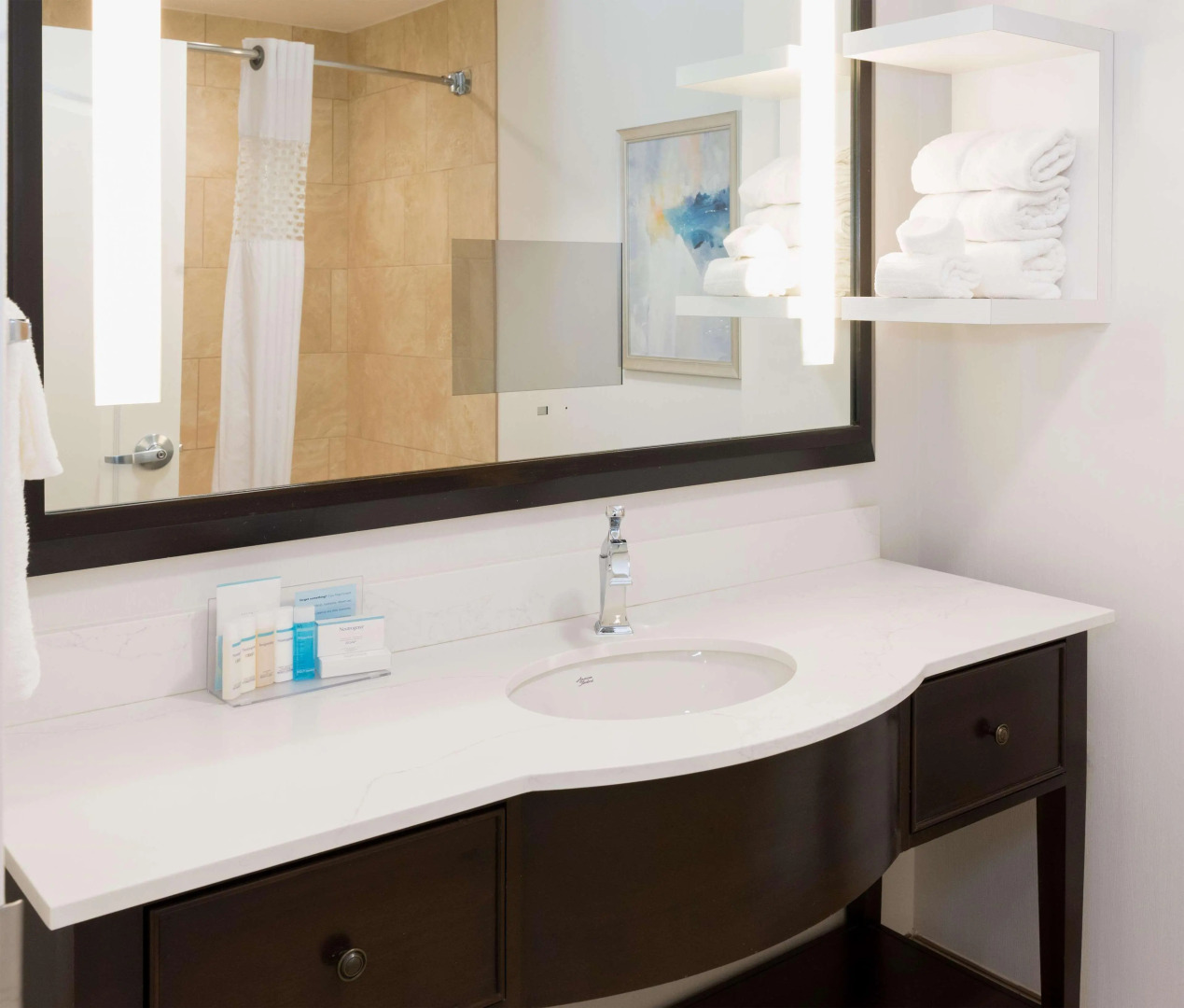 Hampton Inn & Suites Charlotte/South Park at Phillips Place