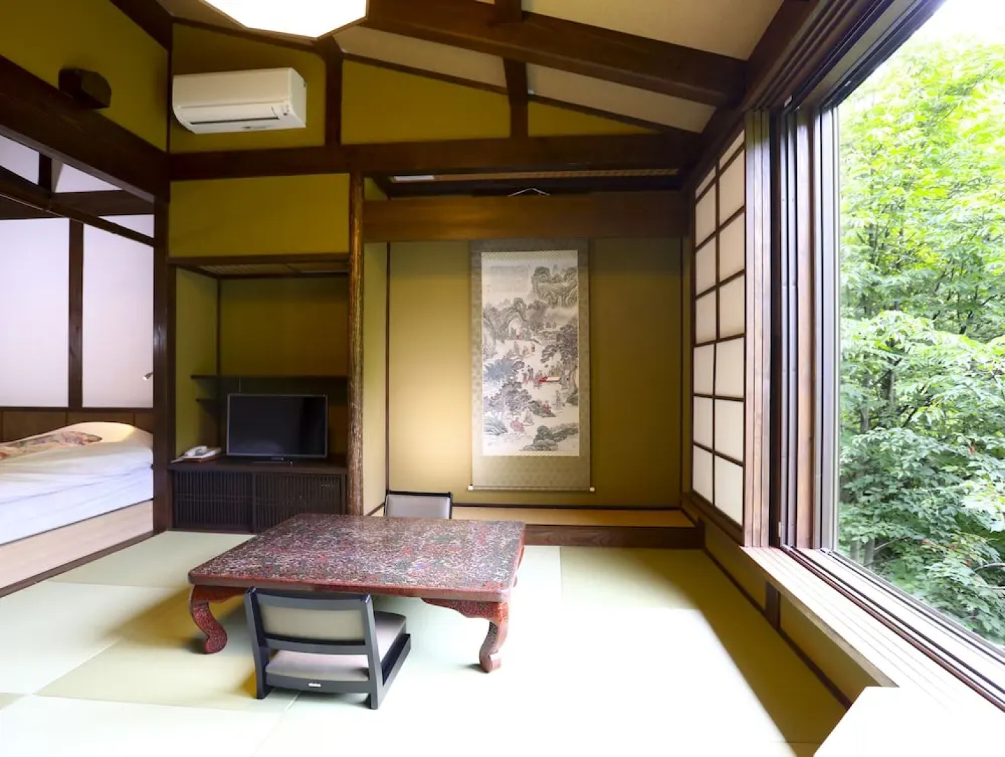 Shigakogen Milky Hot Spring Keikokunoyu