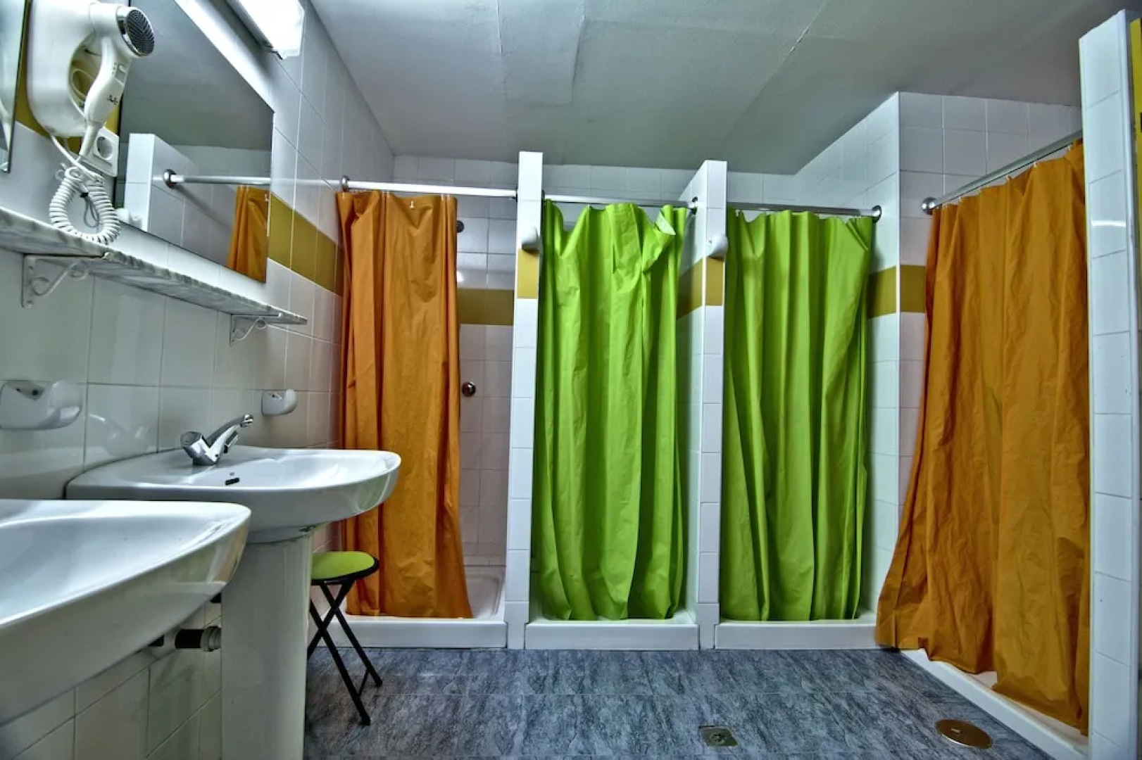 Albergue Juvenil de Bustiello