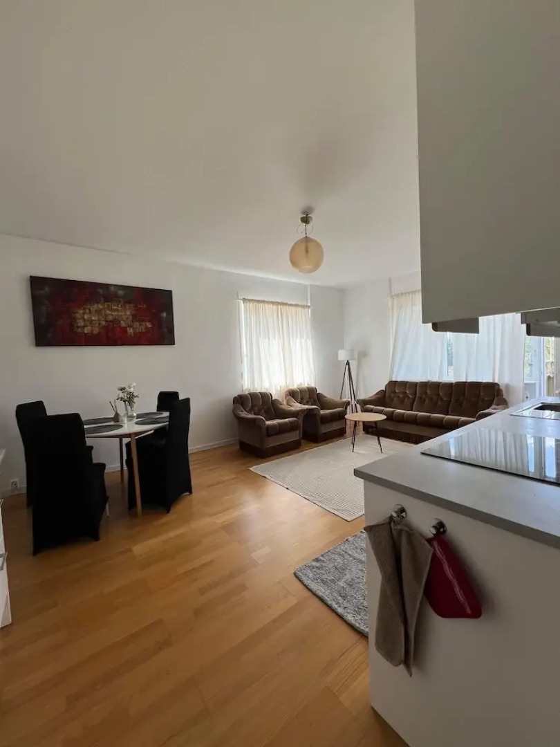 3 Rooms Cozy Apartment