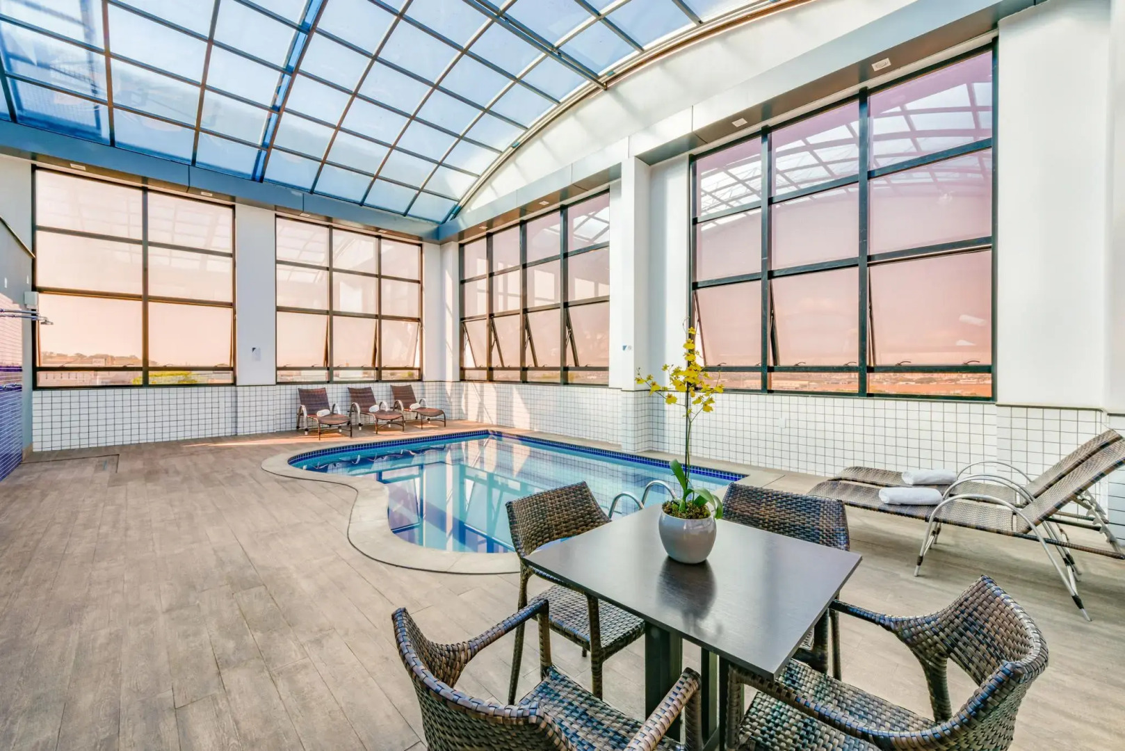 Plaza Inn Breeze Aeroporto