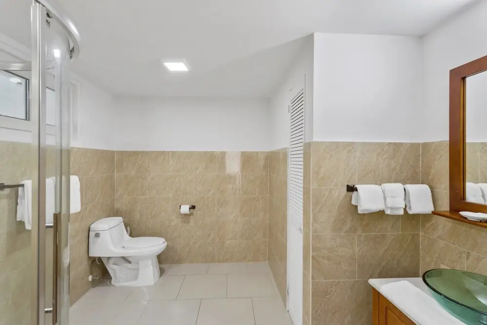 Turtles Nest Beach Resort