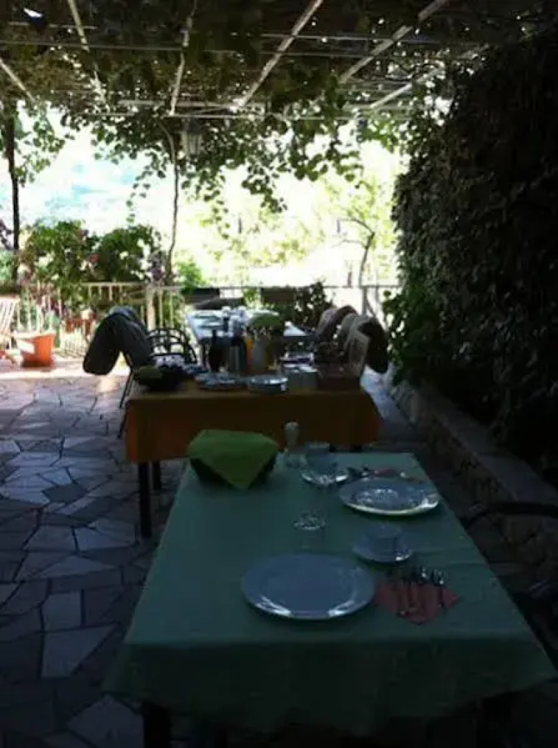 Apartments Husanovic