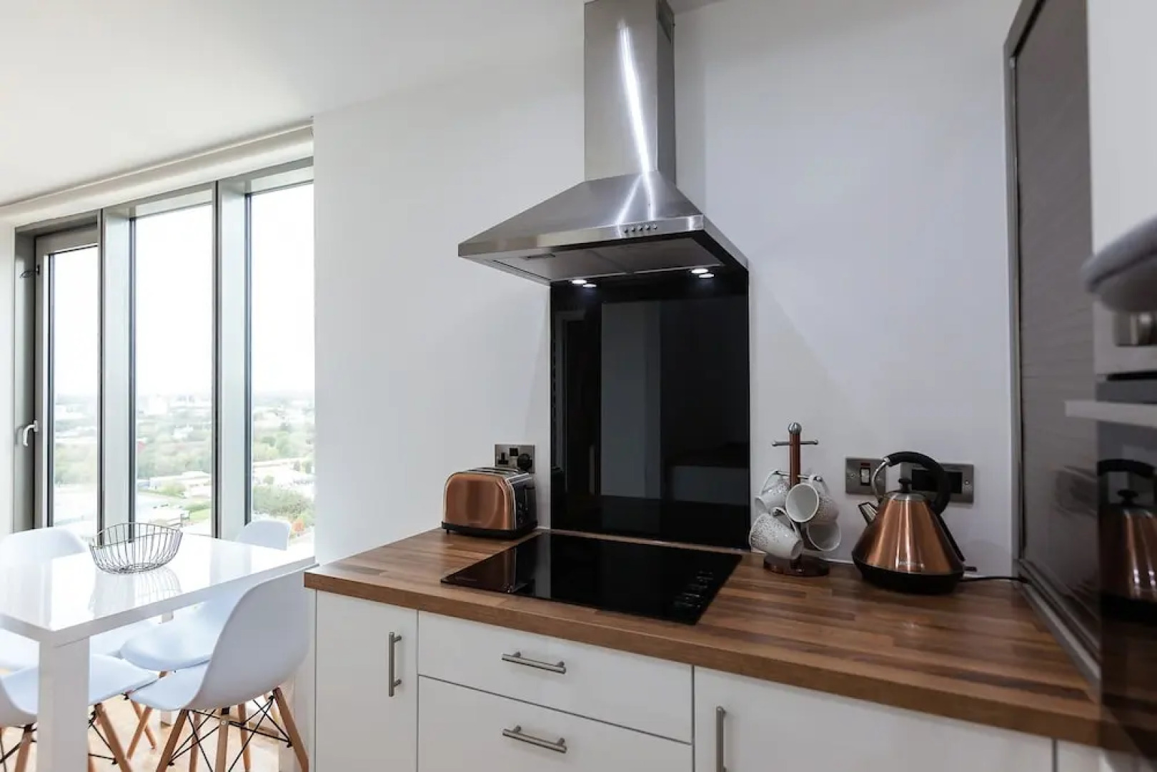 Beautiful Apartments in Media City