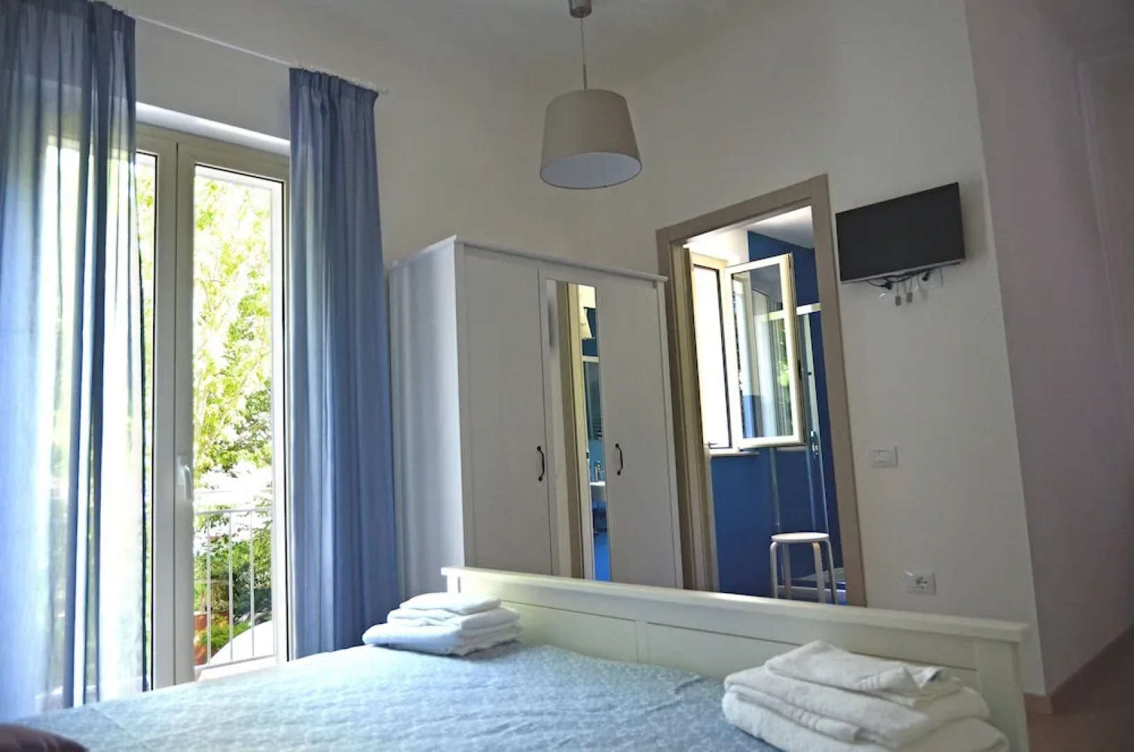 Petit Hotel - Hotel a 3 stelle a Lido di Camaiore