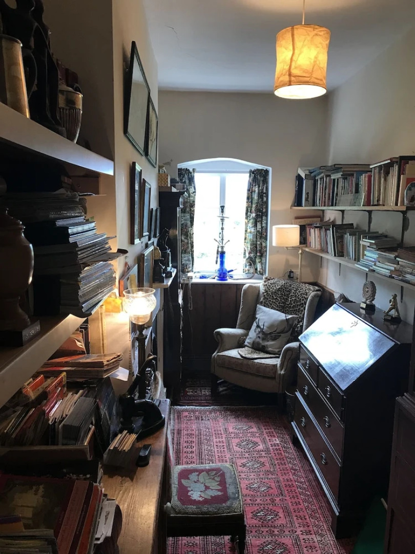 Lower Buckton Country House - Sleeps 12