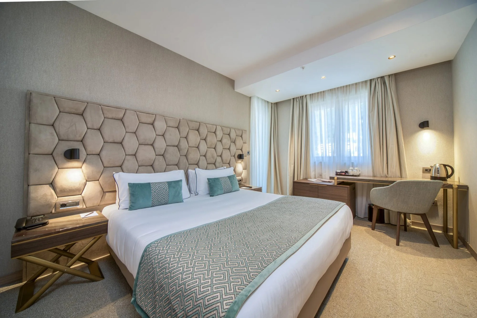 Отель Ami Budva Petrovac