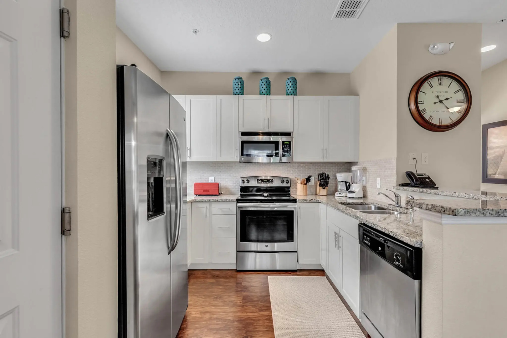 4 Bedrooms / 3 Bathrooms / Lucaya Village (15-101), Kissimmee, US