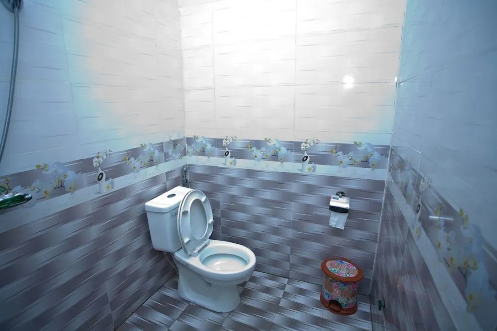 Co Cuc Hotel - Hostel