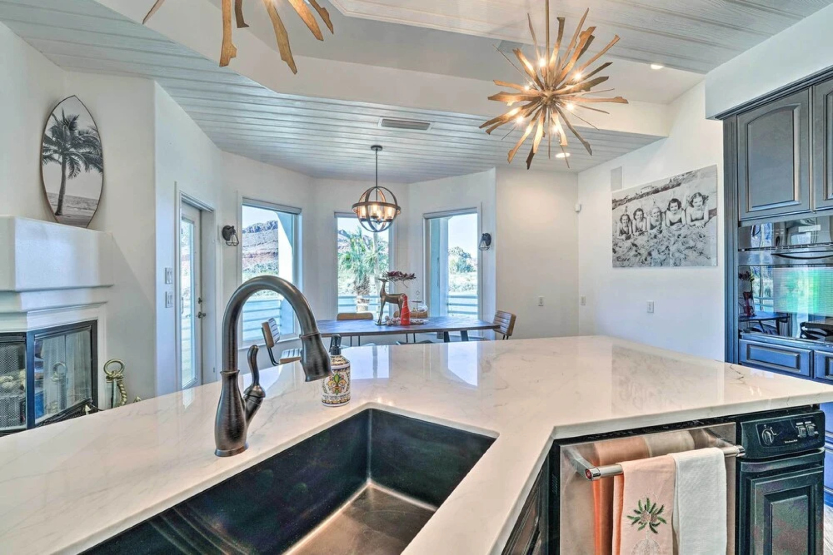 Spacious Parker House on the Colorado River!