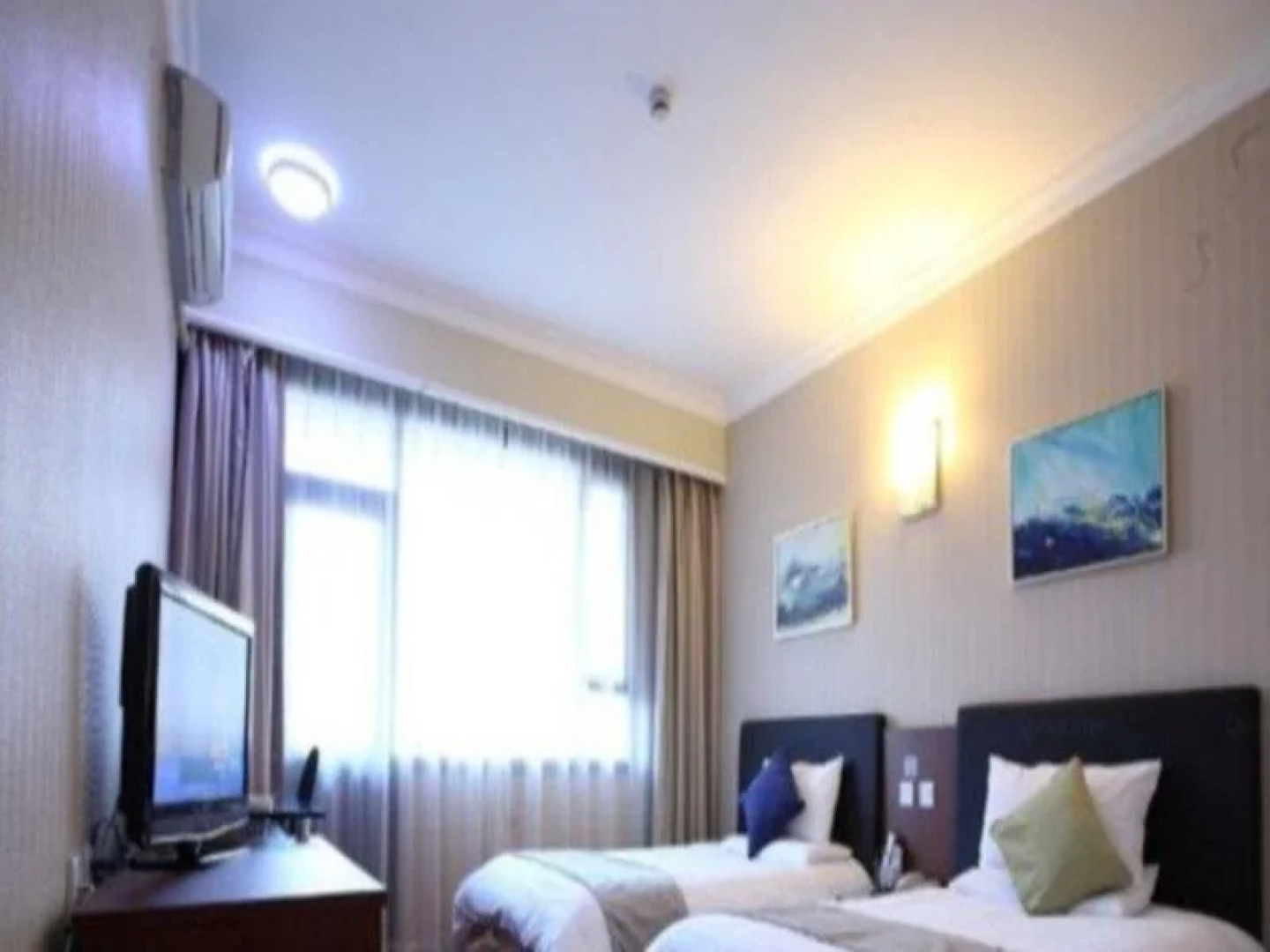 JI hotel Lhasa Jiangsu Road