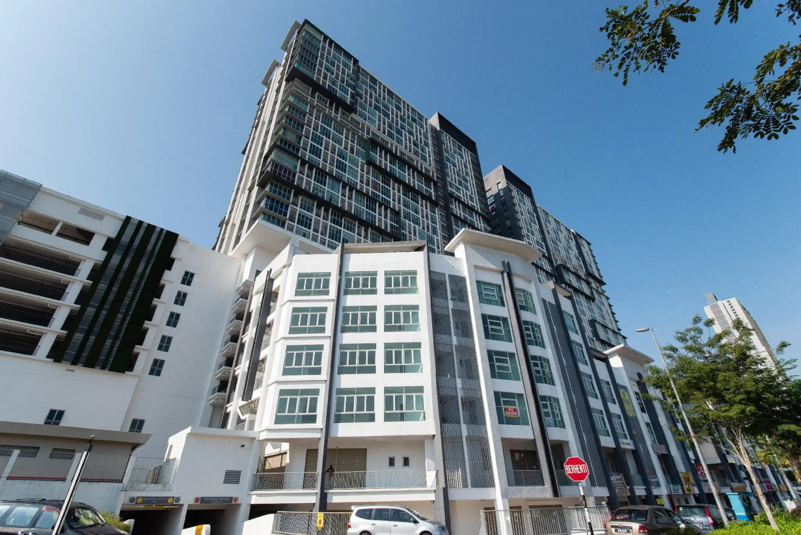 Modern Luxury Studio @ Seri Kembangan