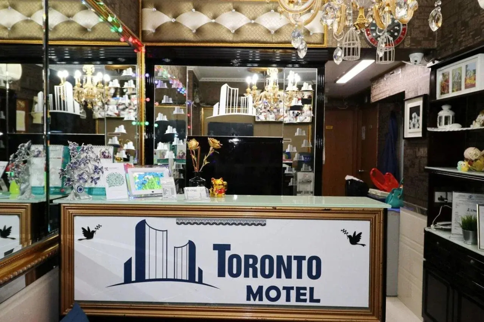 Toronto Motel