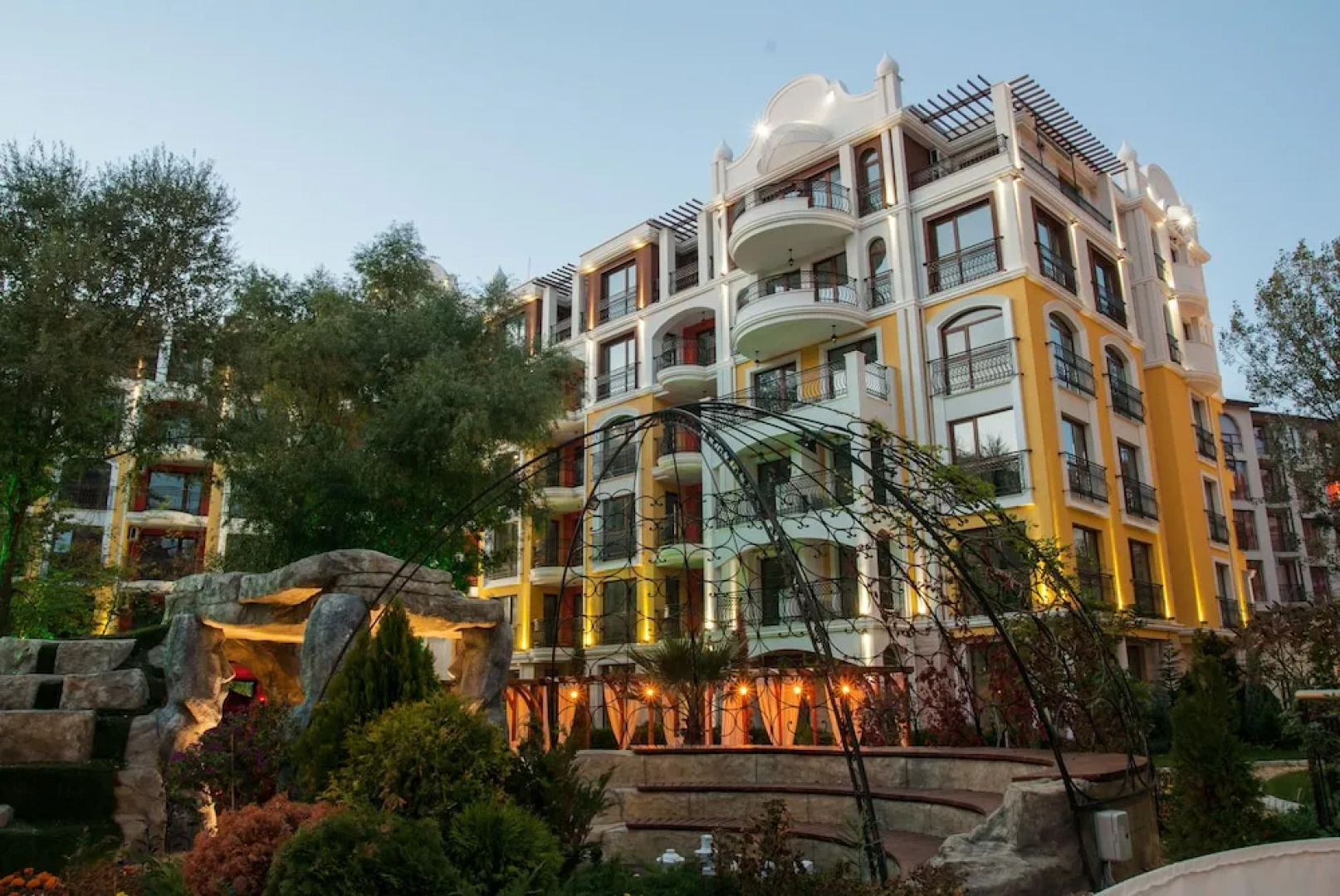 Harmony Suites 8 & 9